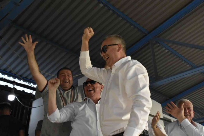 Yeşil Sahalarda Sürpriz Doğum Günü