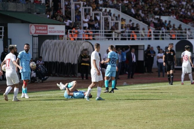 Tff 3. Lig: 68 Aksaray Belediyespor: 0 - Bergama Belediyespor: 0