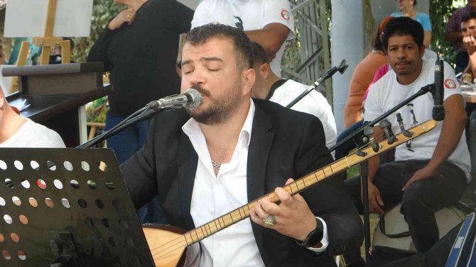 Menteşeli Kavun Üreticileri Kıyasıya Yarıştı