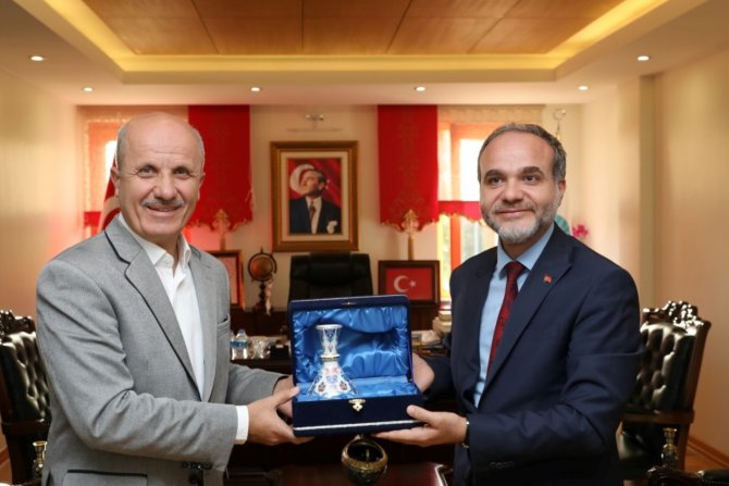 Yök Başkanı Özvar’dan Ömer Halisdemir Üniversitesine Ziyaret