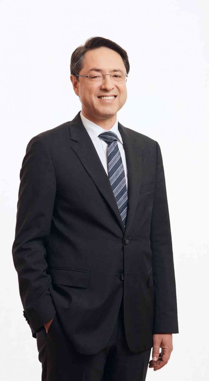 İ̇stanbul’da İki Avm’ye Güneş Enerjisi Santrali Kurulacak