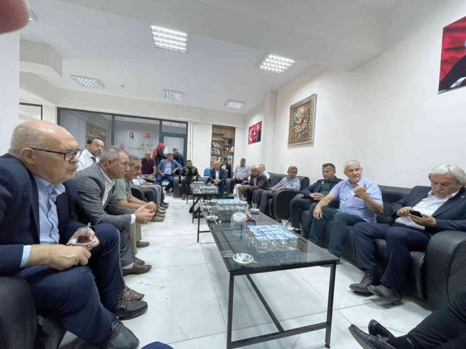 Başkan Yıldırım, Muhtarların Taleplerini Dinledi