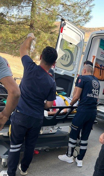 Gercüş’te Motosiklet İle Otomobil Çarpıştı: 1 Yaralı