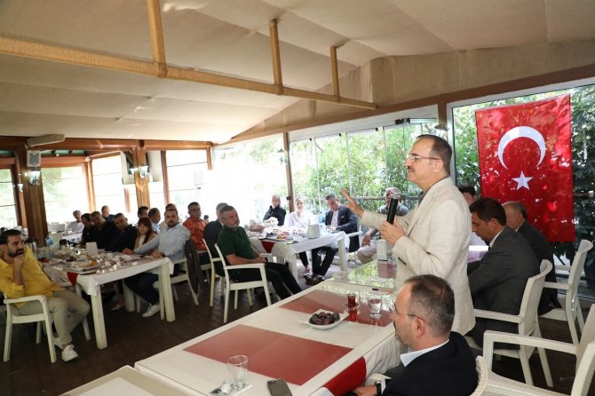 Ak Partili Sürekli’den Partililere: "Her Konuyu Halk Size, Siz Bize, Biz De Ankara’ya Taşıyacağız"