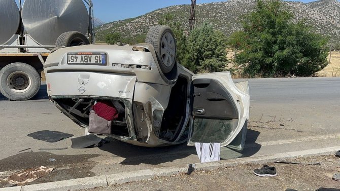 Burdur’da İki Otomobil Çarpıştı: 4 Yaralı