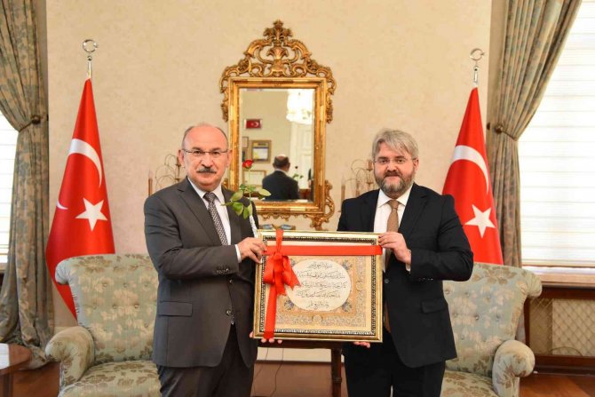 Camiler Ve Din Görevlileri Haftası Başladı