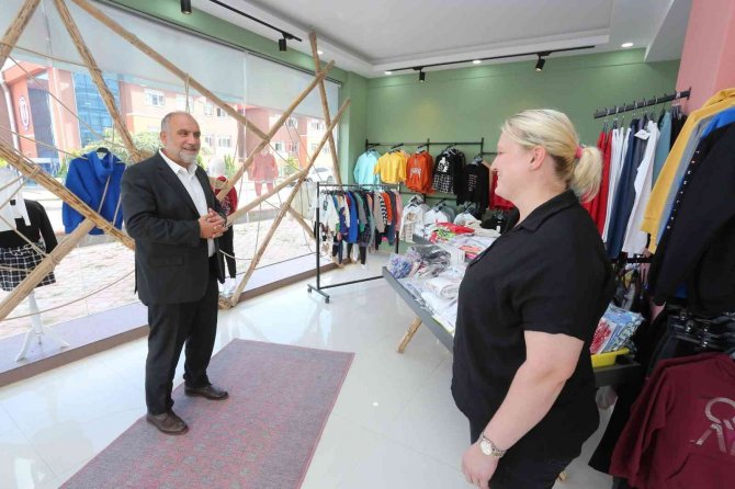 Başkan Sandıkçı: “Esnafımızın Yanındayız”