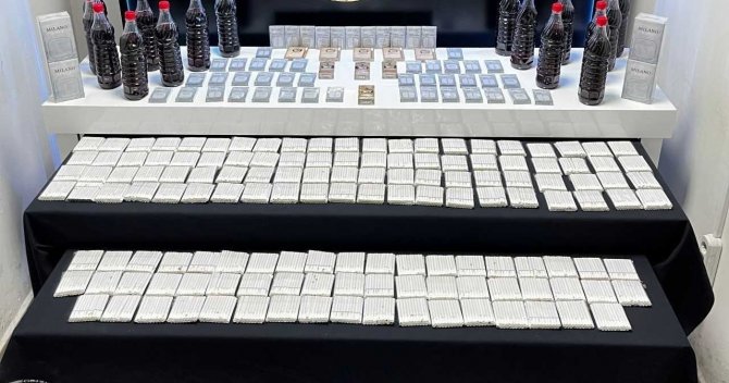 Kaçak Alkol Ve Tütünler Piyasaya Sürülemeden Yakalandı