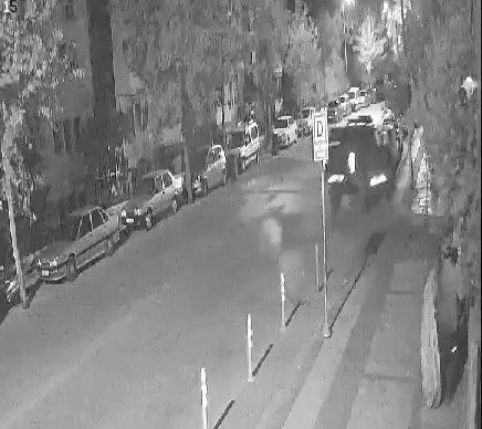 Park Halindeki Araçlara Çarpıp Kaçtı