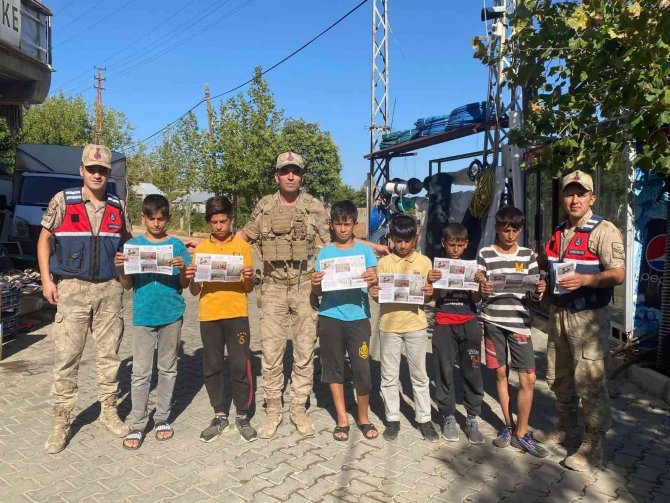 Elazığ’da Jandarma Ekipleri, Vatandaşları Suda Boğulmalara Karşı Bilgilendirdi