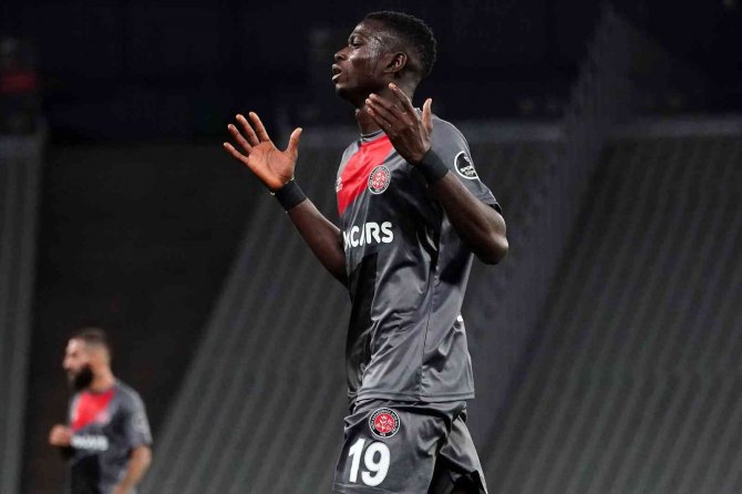 Spor Toto Süper Lig: Fatih Karagümrük: 1 - İ̇stanbulspor: 2 (Maç Sonucu)