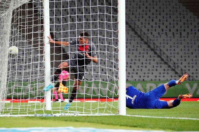 Spor Toto Süper Lig: Fatih Karagümrük: 1 - İ̇stanbulspor: 0 (İ̇lk Yarı)