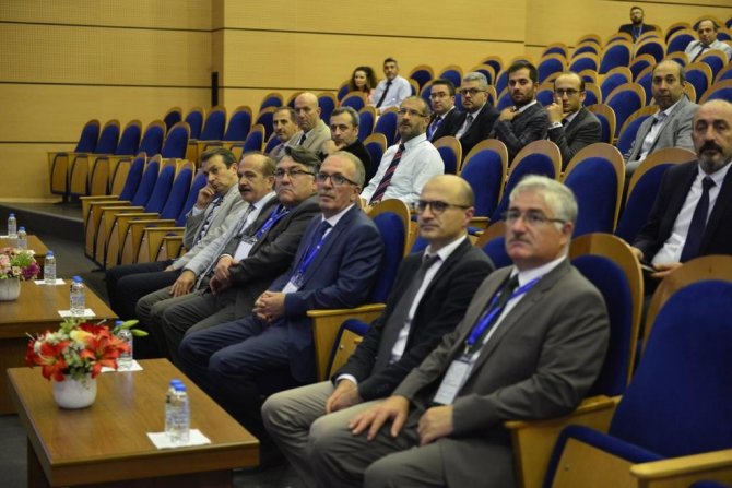 Rektör Uzun, Greenmetric Türkiye Ulusal Çalıştayına Katıldı