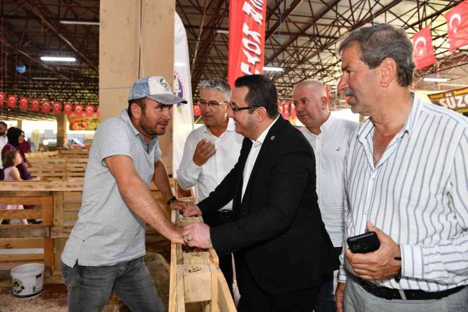 2. Geleneksel Koyun Keçi Ekipmanları Festivaline Yoğun İlgi