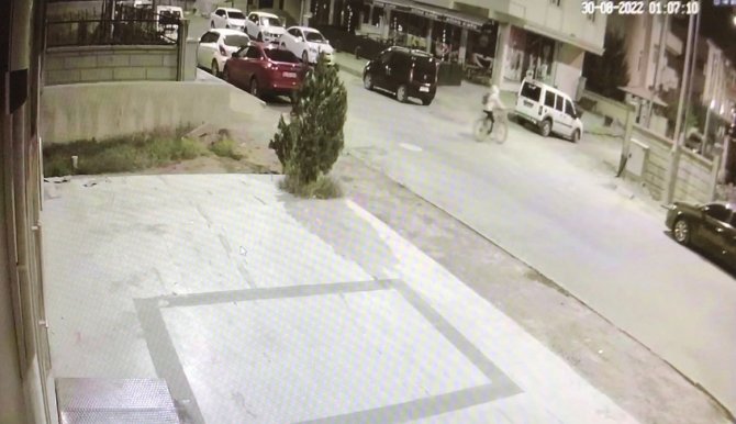Iğdır’da Bisiklet Hırsızlarının Rahat Tavırları Pes Dedirtti