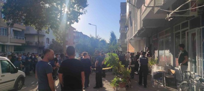 12 Yaşındaki Çocuk Silahla Oynarken Kuzenini Vurdu
