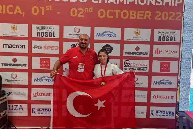 Büyükşehirde Balkan Şampiyonluğu Sevinci
