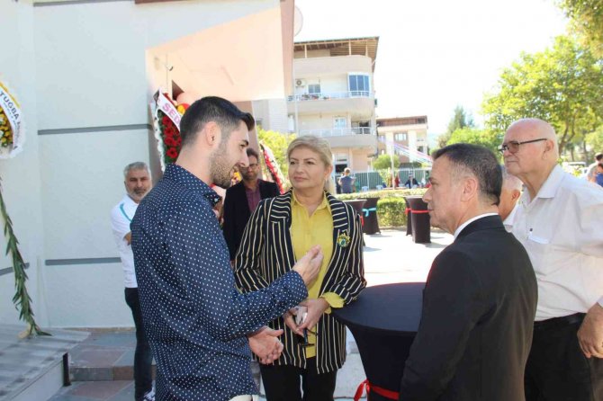 Karate Federasyonu Başkanı Manisa’da Açılışa Katıldı