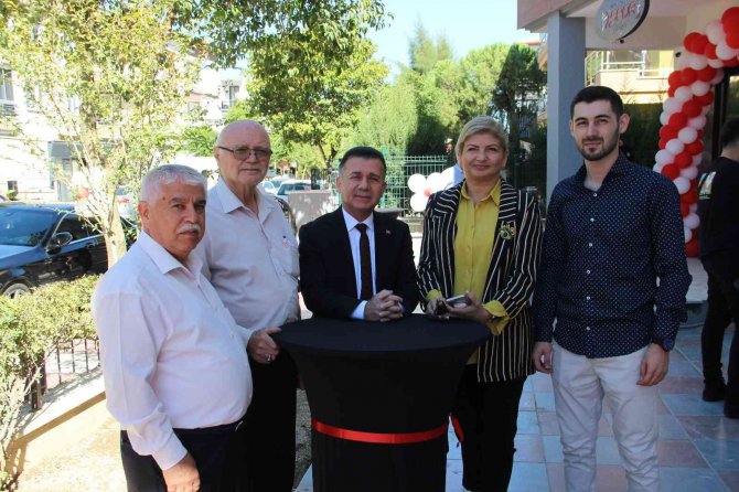 Karate Federasyonu Başkanı Manisa’da Açılışa Katıldı