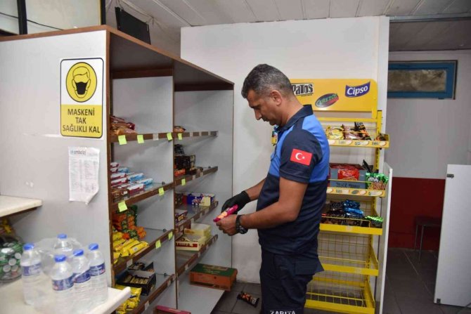 Kartepe’de Kantinler Denetleniyor