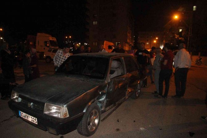 Kilis’te Otomobil İle Motosiklet Çarpıştı: 2 Yaralı