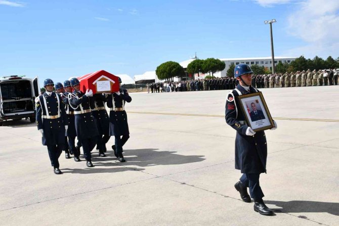 Şehidin Naaşı Memleketine Uğurlandı