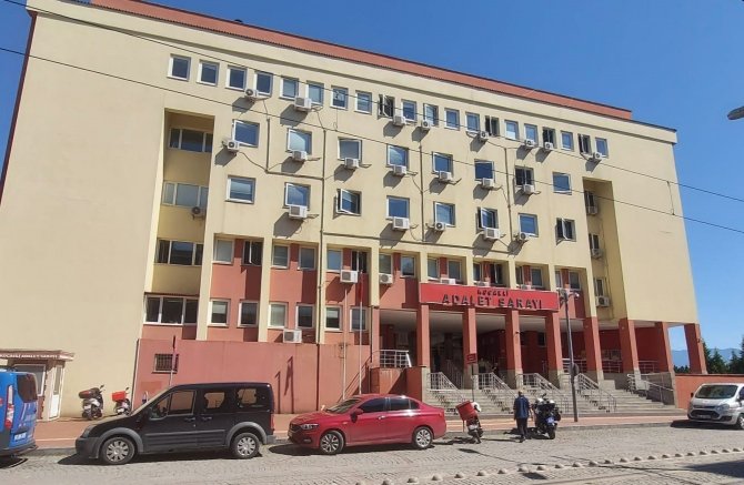 Uyuşturucu Ticareti Yaptığı Gerekçesiyle Tutuklanan Sanıktan Şok Savunma
