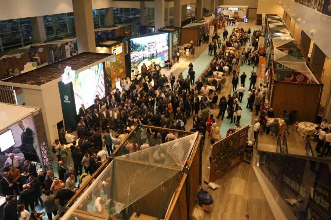 İ̇stanbul’daki “Konya Günleri” Dolu Dolu Geçti