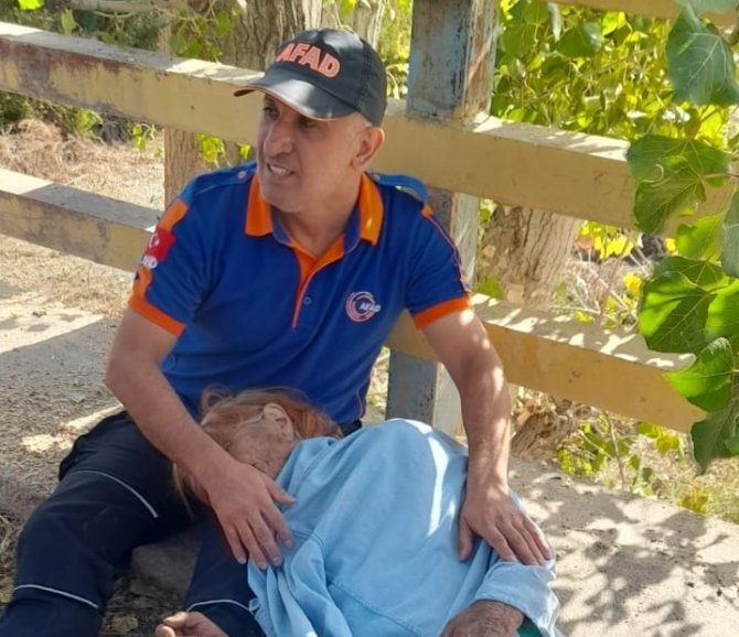 Haber Alınamayan Babaanne İle Torununa Saatler Sonra Ulaşıldı