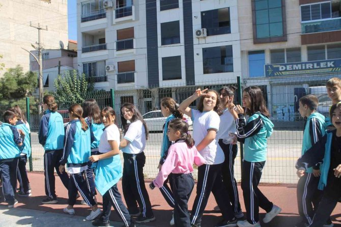 Turgutlu’da Sağlıklı Yaşam Yürüyüşü Yapıldı