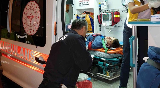 Samsun’da Polis Motosikleti Kaza Yaptı: 2’si Polis 3 Yaralı