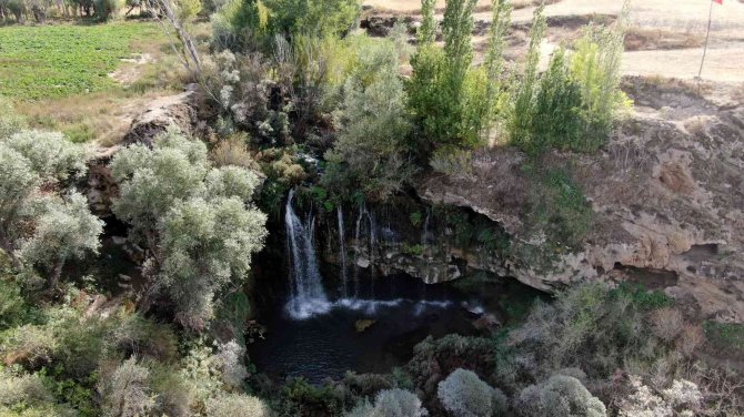 Sivas’ın Saklı Cenneti Görenleri Hayran Bırakıyor