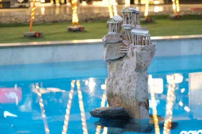 Sualtındaki Macerasını Tamamlayan Sergi, Karaya Taşındı