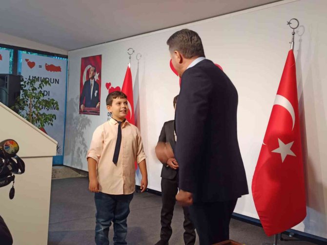 Tdp Genel Başkanı Sarıgül: "Tbmm’nin İlk Olarak Görüşeceği Yasa, Eyt Yasası Olmalıydı"