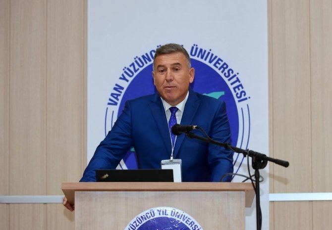Prof. Dr. Faruk Alaeddinoğlu: “Gerçek Yaşam Alanları Daralırken, Sanal Yaşamlar İlgi Çekmeye Başlamıştır”