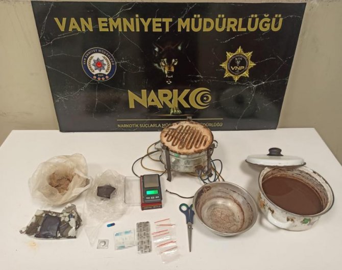 Van’da 30 Kilogram Uyuşturucu Ele Geçirildi