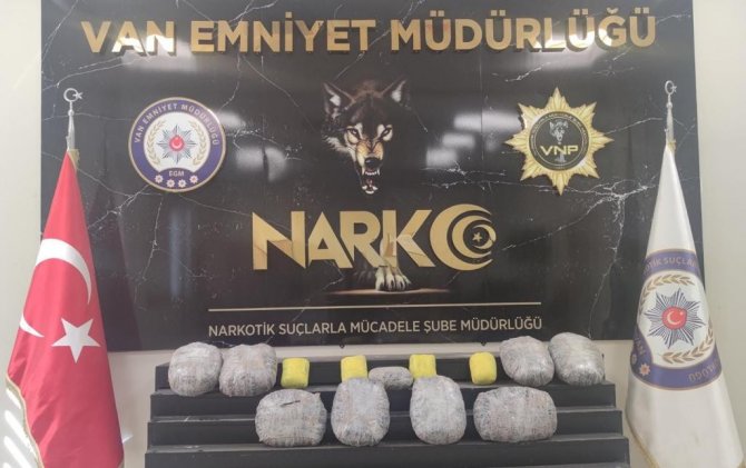 Van’da 30 Kilogram Uyuşturucu Ele Geçirildi