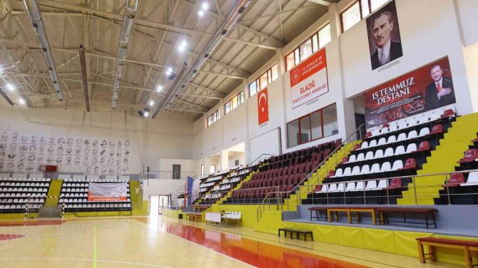 15 Temmuz Spor Salonu’nda Bakım Onarım Çalışmaları Sona Erdi