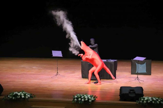 Nevü ‘De ’Neşe Saçan Adamlar’ Grubu Büyük İlgi Topladı