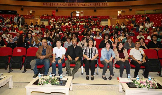 Nevü ‘De ’Neşe Saçan Adamlar’ Grubu Büyük İlgi Topladı