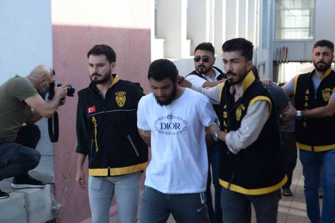 “Neden Evleri Gözetliyorsun” Cinayetine 3 Tutuklama
