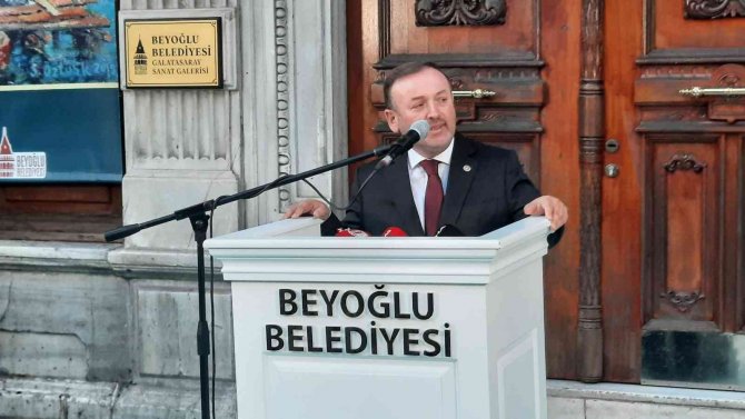 Ak Parti Giresun Milletvekili Sabri Öztürk’ün Resim Sergisi Beyoğlu Kültür Yolu Festivali’nde Yerini Aldı