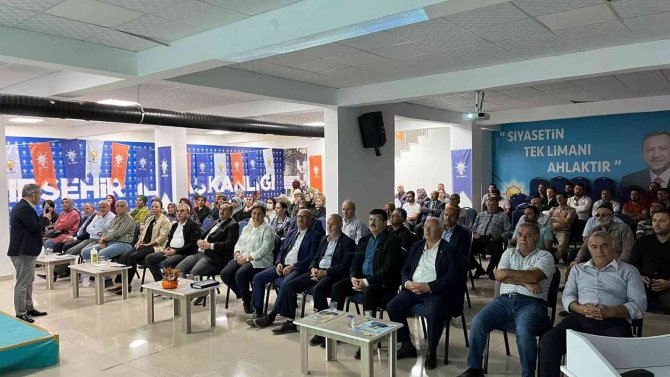 Ak Parti Kırşehir Teşkilatında ’İmaj Ve İkna Dili’ Eğitimi Verildi
