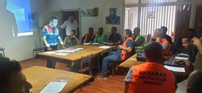 Jandarmadan Avcılara “Avlanma” Eğitimi