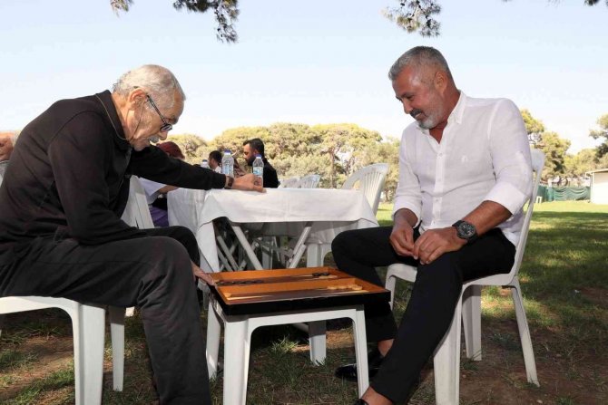 Başkan Sözen Büyüklerini Unutmadı