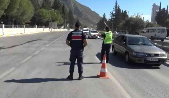 Aydın’da Jandarma Ekipleri Göz Açtırmıyor
