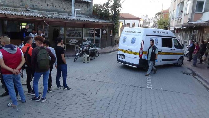 Edremit’te Silahlı Ve Bıçaklı Kavga: 1 Ölü, 1 Yaralı