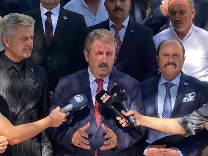 Bbp Lideri Destici: “Türkiye’nin Ekonomik Anlamda Zorda Kalmasının Sebebi De Vatan Hainleri Ve Onların Destekçileridir”
