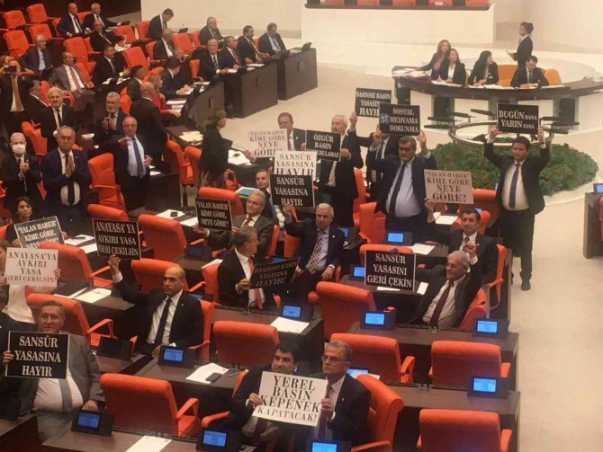 Chp’den ‘Basın Kanunu’na Tepki