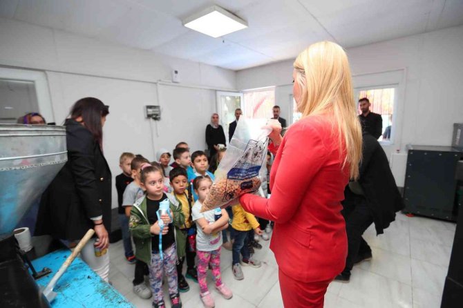 4 Ekim Dünya Hayvanları Koruma Günü Pet Kafe’de Kutlandı